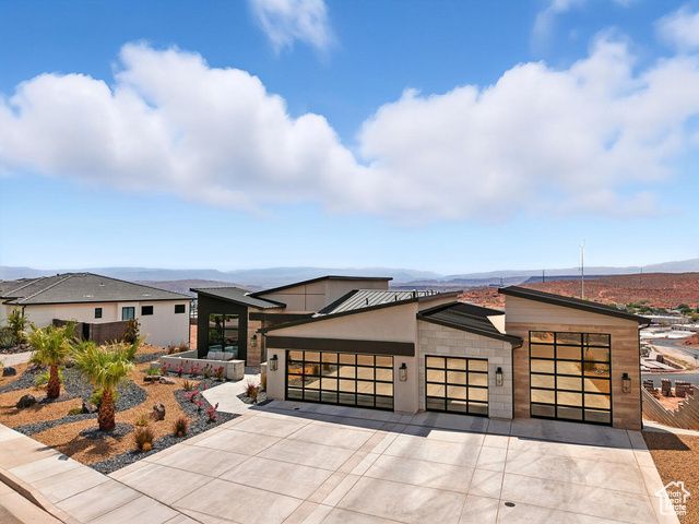 951 N GRAND HEIGHTS DR, St. George, UT 84770