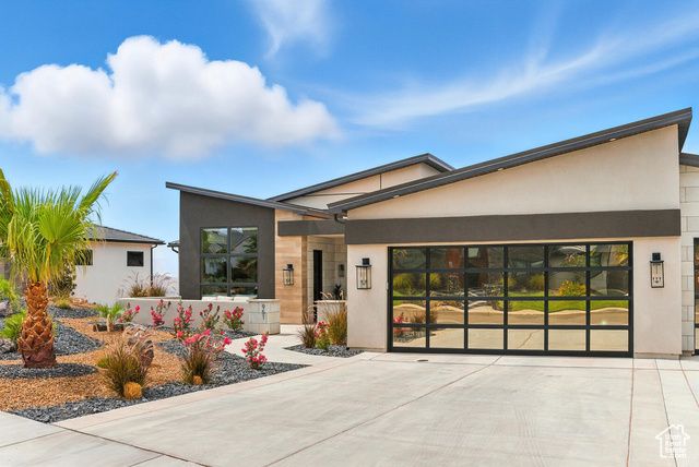 951 N GRAND HEIGHTS DR, St. George, UT 84770