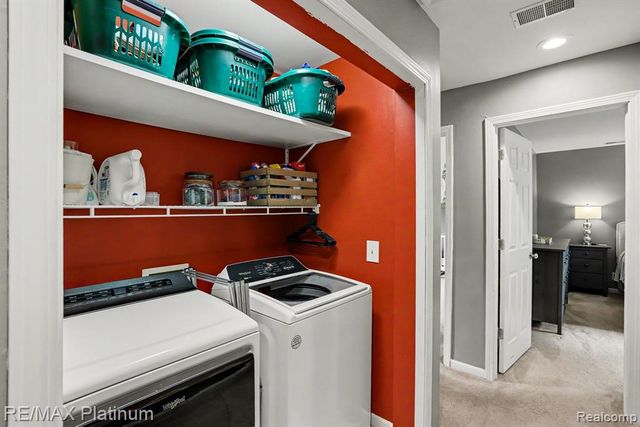 2327 Hammerslea Road, Lake Orion, MI 48359