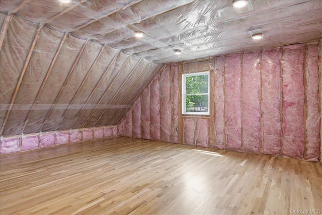 218 W Tyler Avenue, Miller Place, NY 11764
