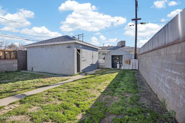 538 W Avenue J4, Lancaster, CA 93534