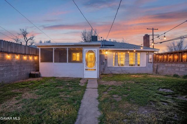 538 W Avenue J4, Lancaster, CA 93534