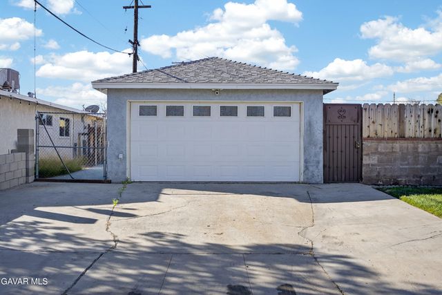 538 W Avenue J4, Lancaster, CA 93534