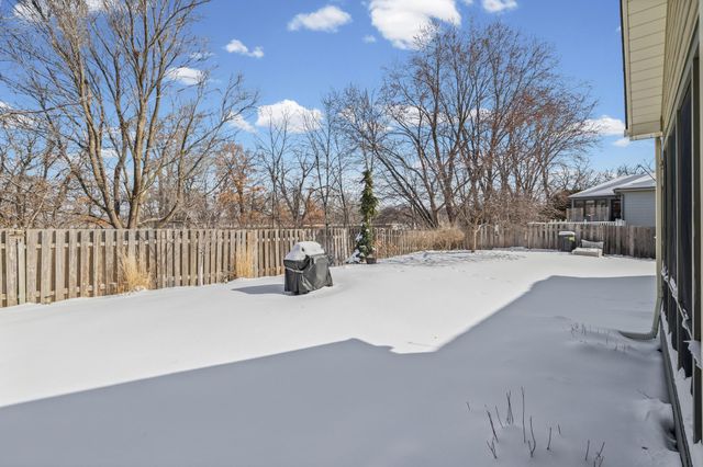 3588 Tiffany Lane, Shoreview, MN 55126