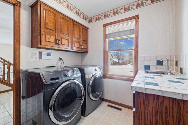 3588 Tiffany Lane, Shoreview, MN 55126