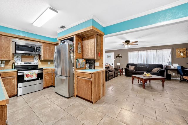 708 E High Street, Wills Point, TX 75169