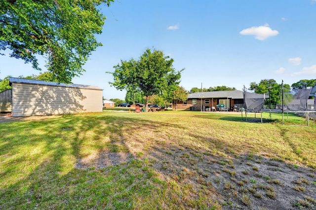 708 E High Street, Wills Point, TX 75169