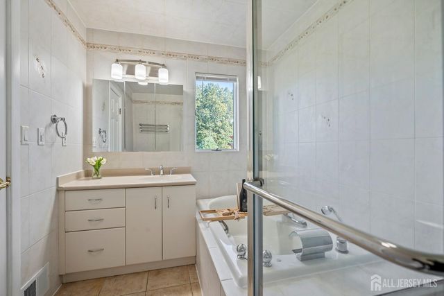 31 Edward Street, East Brunswick, NJ 08816