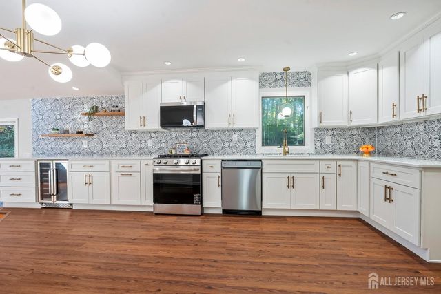 31 Edward Street, East Brunswick, NJ 08816