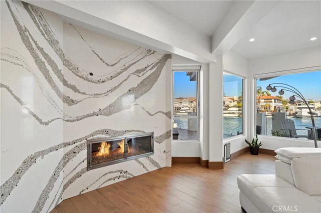 3701 Escapade, Huntington Beach, CA 92649