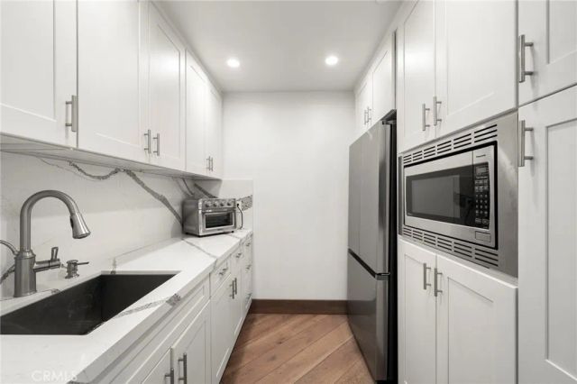 3701 Escapade, Huntington Beach, CA 92649
