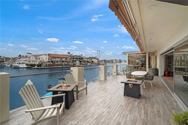 3701 Escapade, Huntington Beach, CA 92649