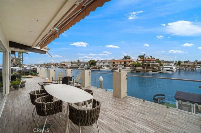 3701 Escapade, Huntington Beach, CA 92649