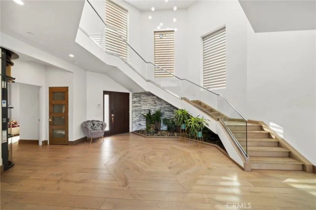 3701 Escapade, Huntington Beach, CA 92649