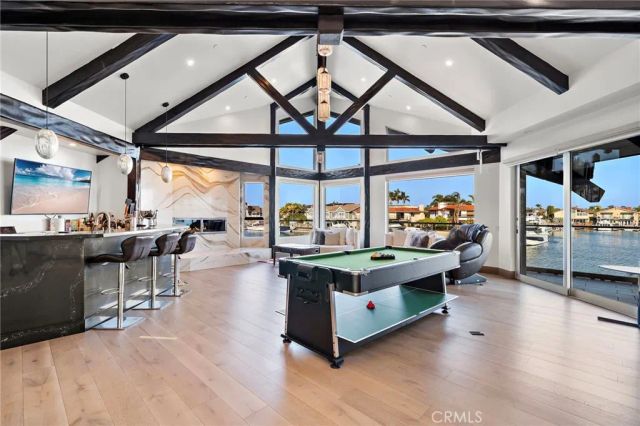 3701 Escapade, Huntington Beach, CA 92649