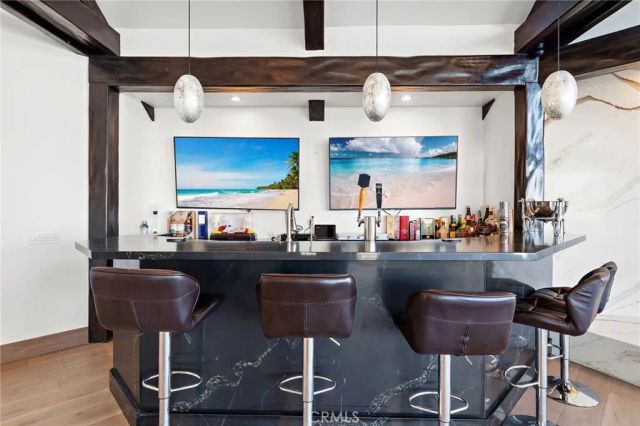 3701 Escapade, Huntington Beach, CA 92649