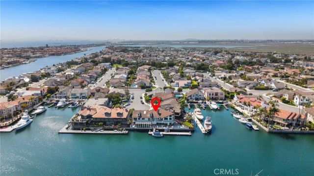 3701 Escapade, Huntington Beach, CA 92649