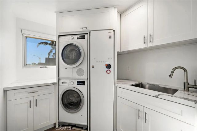 3701 Escapade, Huntington Beach, CA 92649