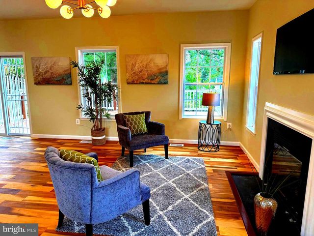 7305 HAWTHORNE ST, Landover, MD 20785