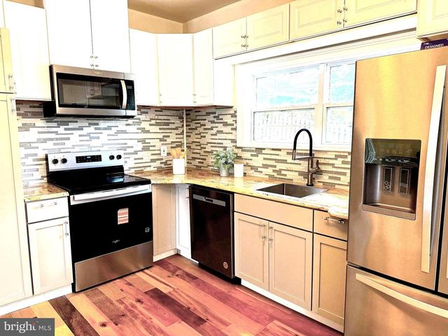 7305 HAWTHORNE ST, Landover, MD 20785
