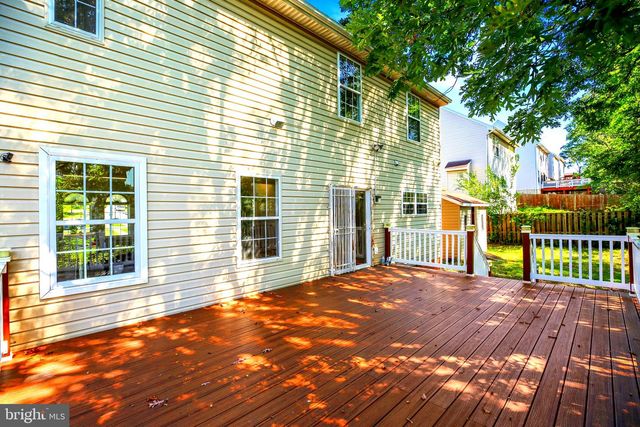 7305 HAWTHORNE ST, Landover, MD 20785