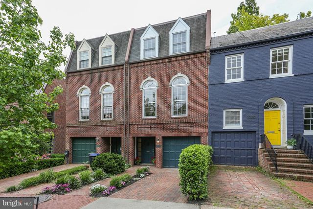 3332 DENT PL NW, Washington, DC 20007