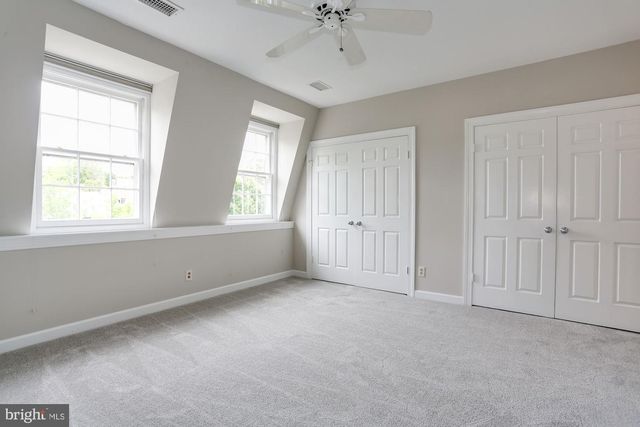 3332 DENT PL NW, Washington, DC 20007