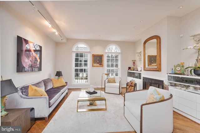 3332 DENT PL NW, Washington, DC 20007