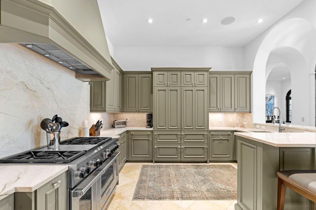 160 Sunset Avenue, Palm Beach, FL 33480