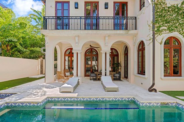 160 Sunset Avenue, Palm Beach, FL 33480