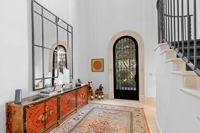 160 Sunset Avenue, Palm Beach, FL 33480