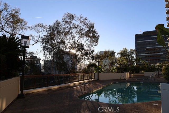 222 Monterey Road 1603, Glendale, CA 91206