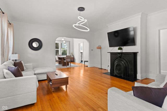 3750 Totem Lane, Indianapolis, IN 46208