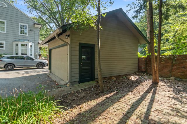 3750 Totem Lane, Indianapolis, IN 46208
