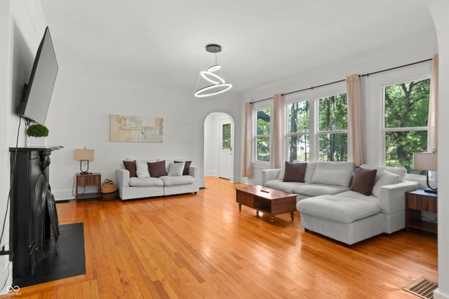 3750 Totem Lane, Indianapolis, IN 46208