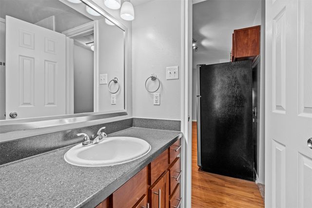 6804 N Capital of Texas Highway 825, Austin, TX 78731