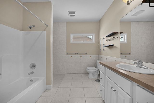 2905 Remy Court, Grand Rapids, MI 49505