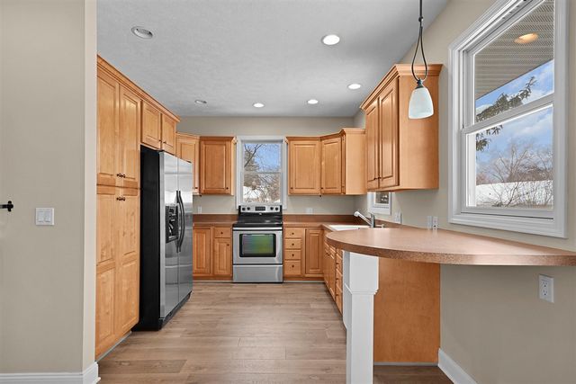 2905 Remy Court, Grand Rapids, MI 49505