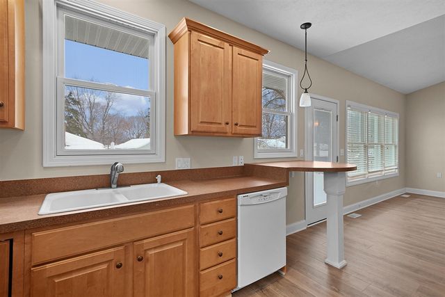 2905 Remy Court, Grand Rapids, MI 49505