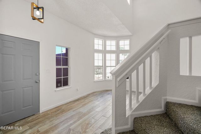 12077 ROBERT KIRTLEY Drive, El Paso, TX 79936