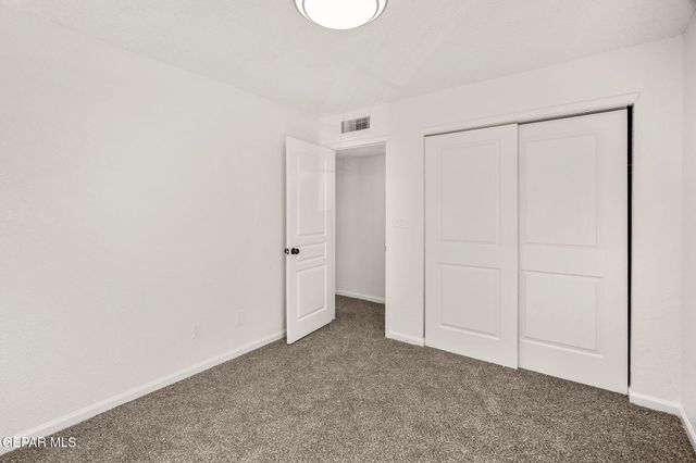 12077 ROBERT KIRTLEY Drive, El Paso, TX 79936