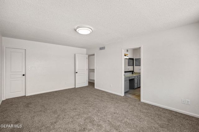 12077 ROBERT KIRTLEY Drive, El Paso, TX 79936