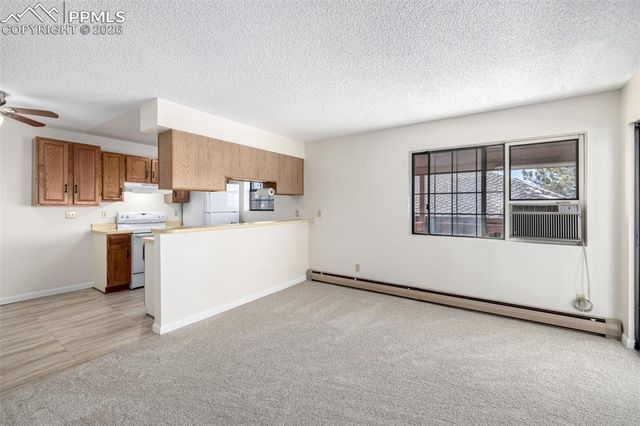 2440 Palmer Park Boulevard J3, Colorado Springs, CO 80909