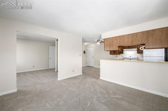 2440 Palmer Park Boulevard J3, Colorado Springs, CO 80909