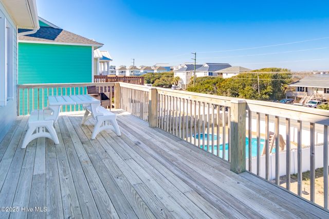 1131 S Shore Drive, Surf City, NC 28445