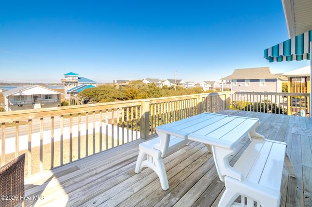 1131 S Shore Drive, Surf City, NC 28445