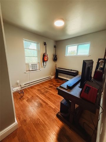 76 Grant Avenue, Auburn, NY 13021