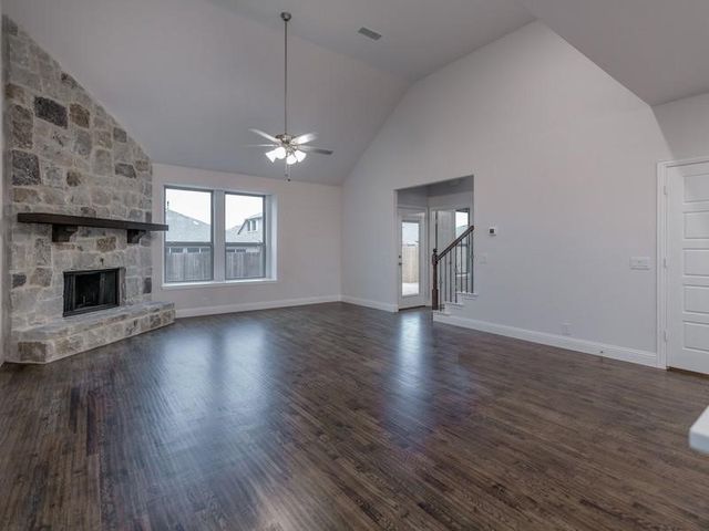 145 Winterwood Drive, Lavon, TX 75166