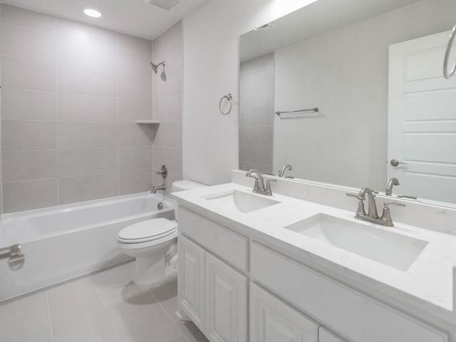 145 Winterwood Drive, Lavon, TX 75166
