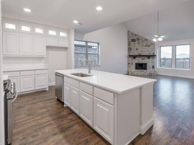 145 Winterwood Drive, Lavon, TX 75166